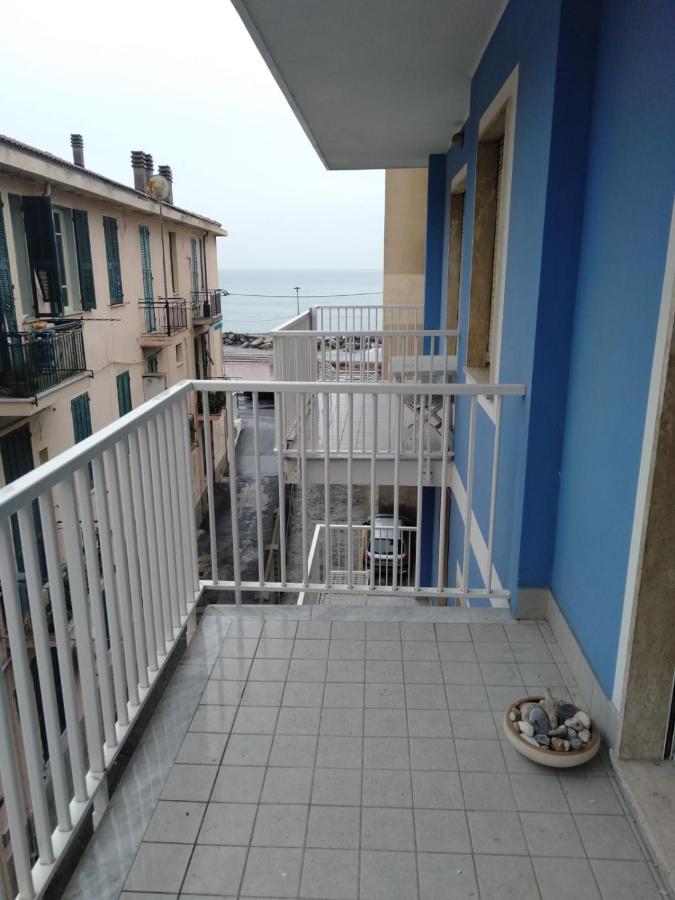 ונטימיגליה Azzurra Casa Vacanza מראה חיצוני תמונה